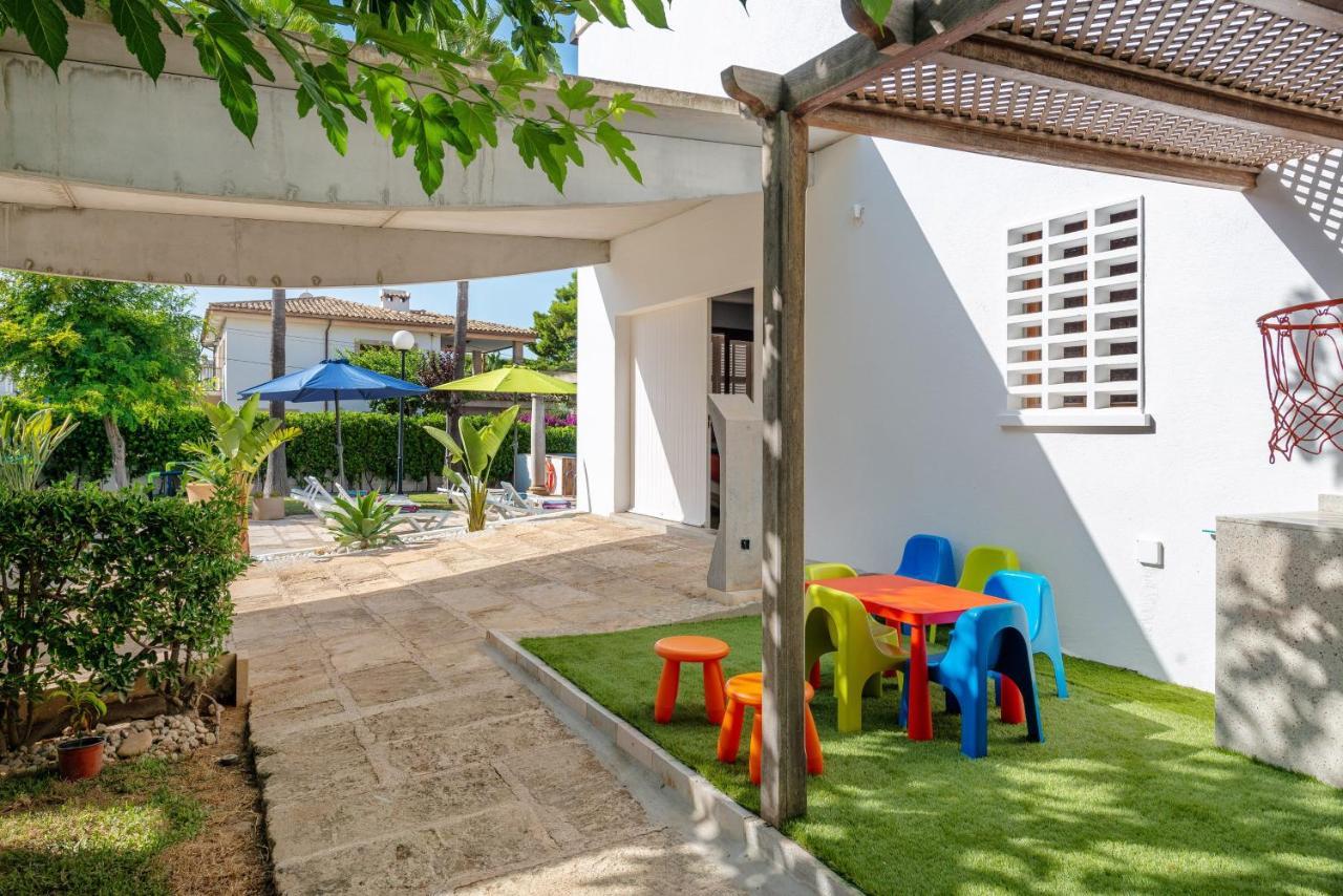 Villa Estrel à Can Picafort  Extérieur photo
